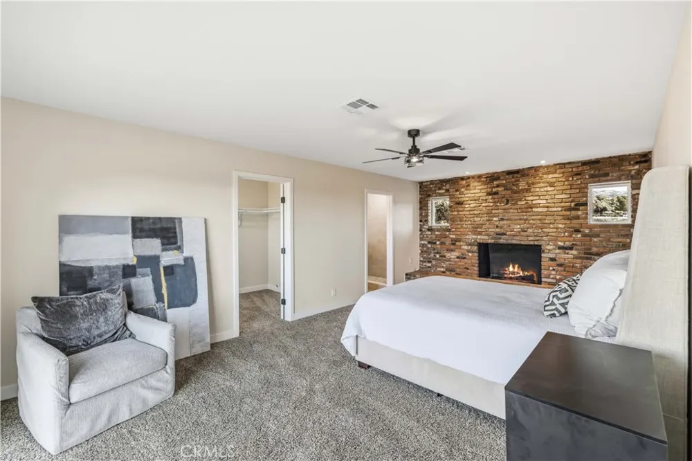 35815 42nd E Palmdale, CA 93552