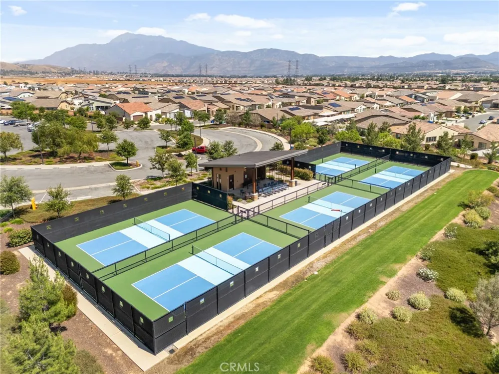1649 Spring Run Lane Beaumont, CA 92223