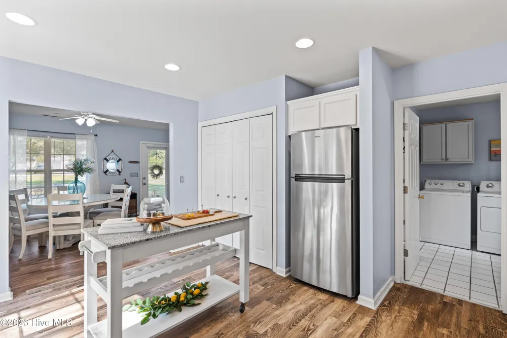 1631 Chadwick Shores Drive Sneads Ferry, NC 28460