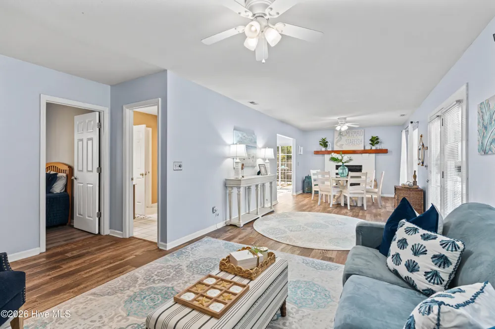 1631 Chadwick Shores Drive Sneads Ferry, NC 28460