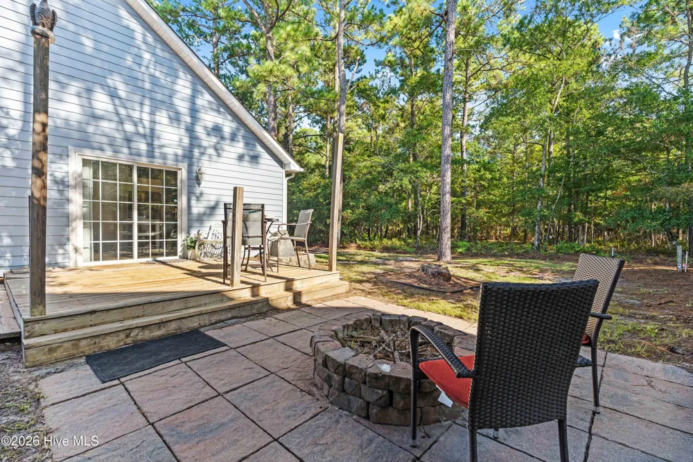1631 Chadwick Shores Drive Sneads Ferry, NC 28460