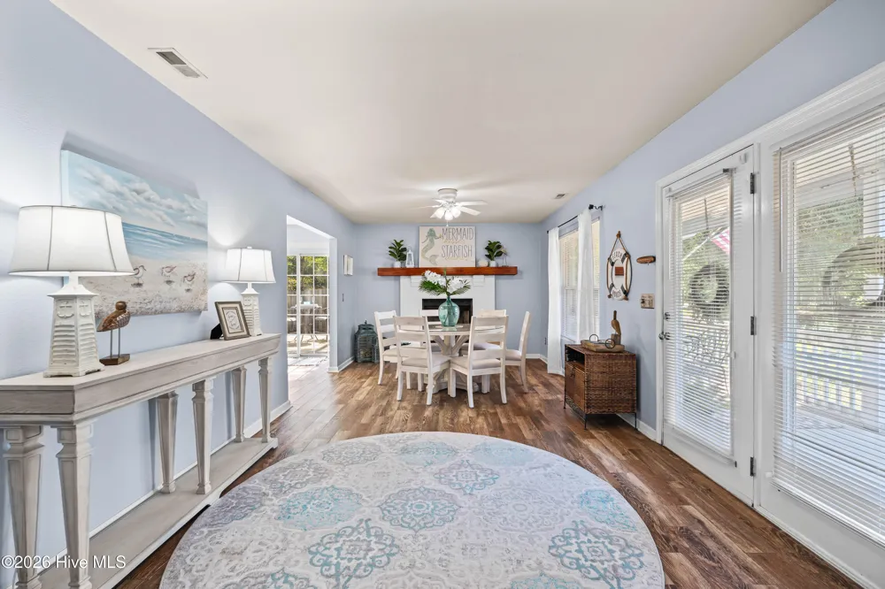 1631 Chadwick Shores Drive Sneads Ferry, NC 28460