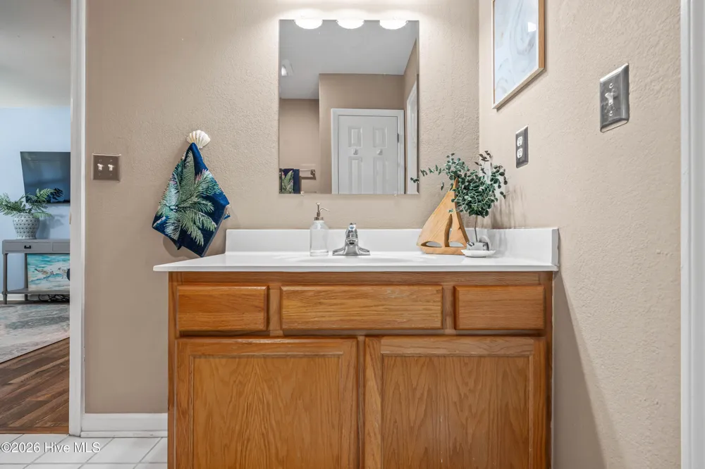 1631 Chadwick Shores Drive Sneads Ferry, NC 28460