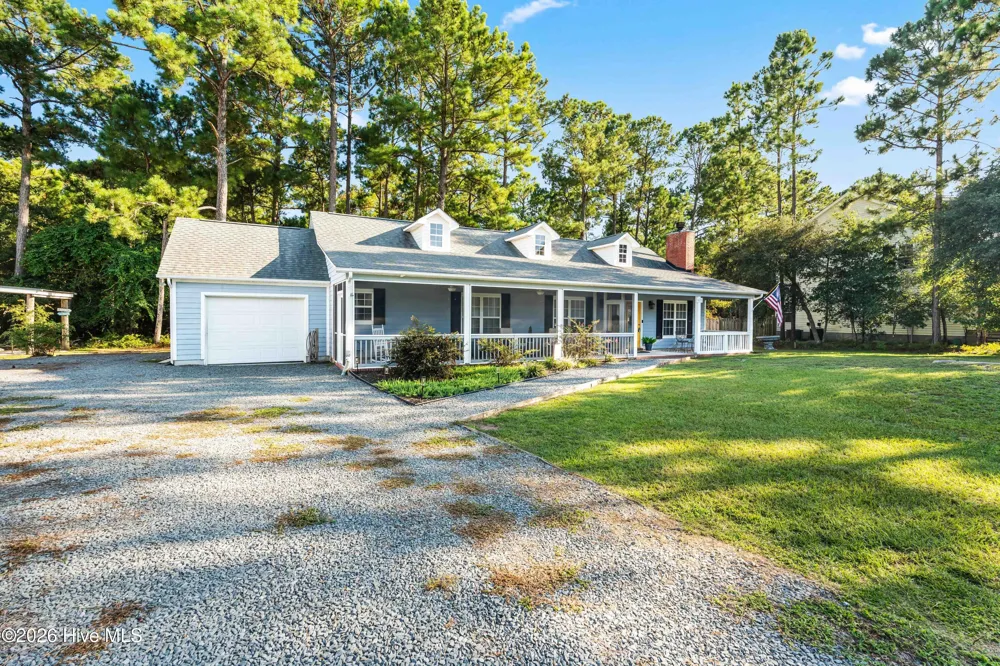 1631 Chadwick Shores Drive Sneads Ferry, NC 28460