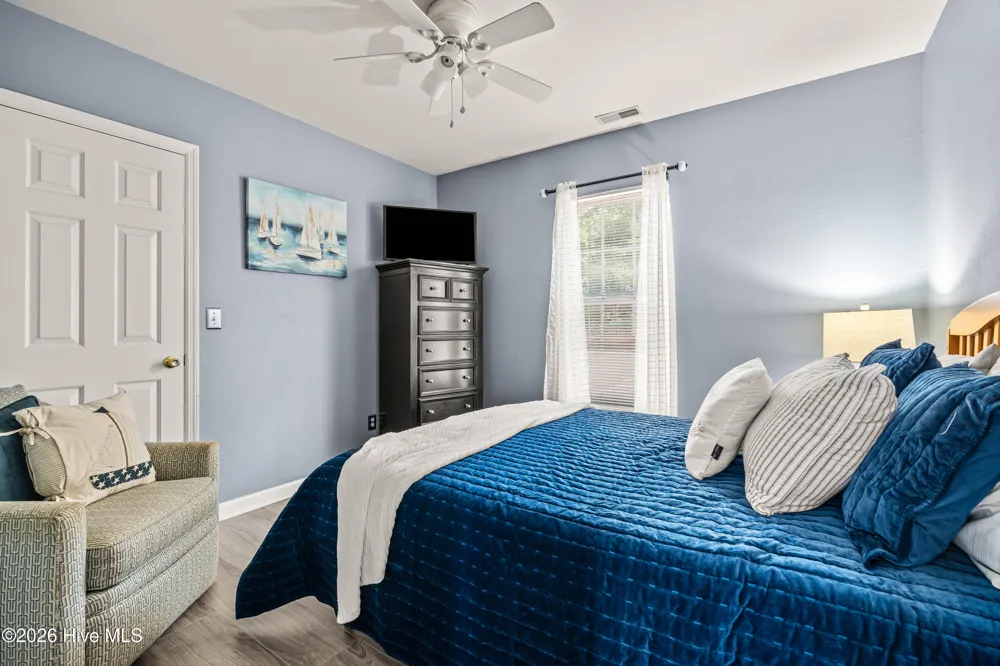 1631 Chadwick Shores Drive Sneads Ferry, NC 28460