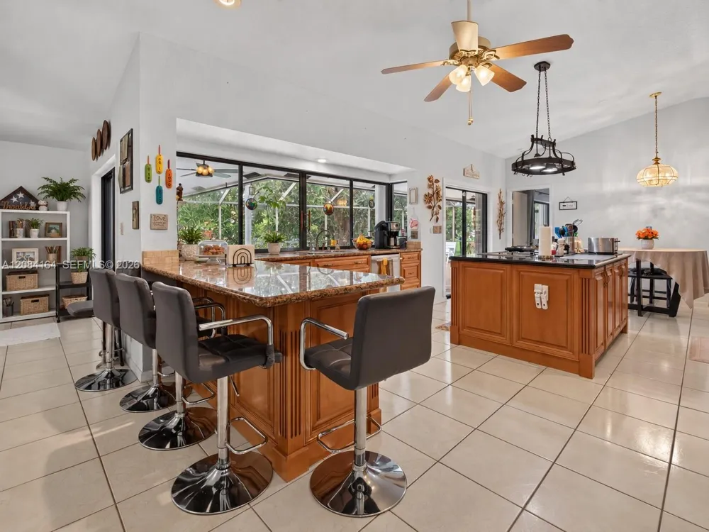 1539 NW 110th Ter Coral Springs, FL 33071