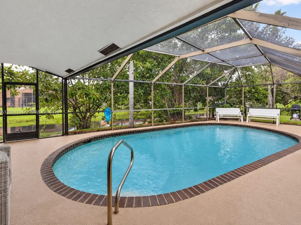 1539 NW 110th Ter Coral Springs, FL 33071