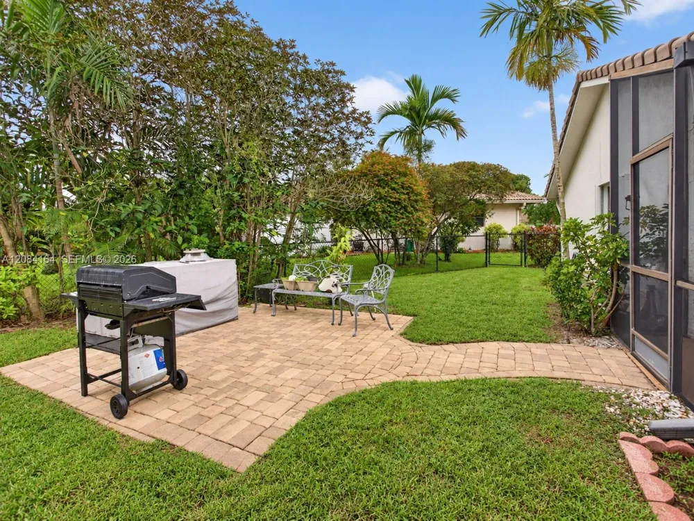 1539 NW 110th Ter Coral Springs, FL 33071