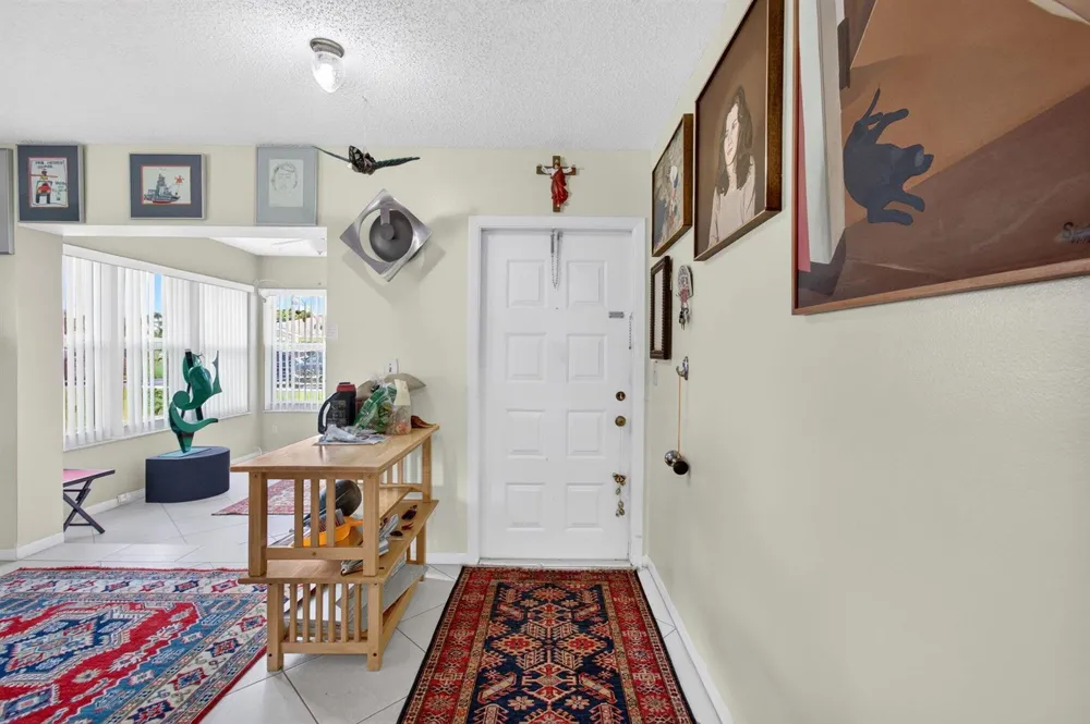 5174 LAKEFRONT BOULEVARD #D Delray Beach, FL 33484