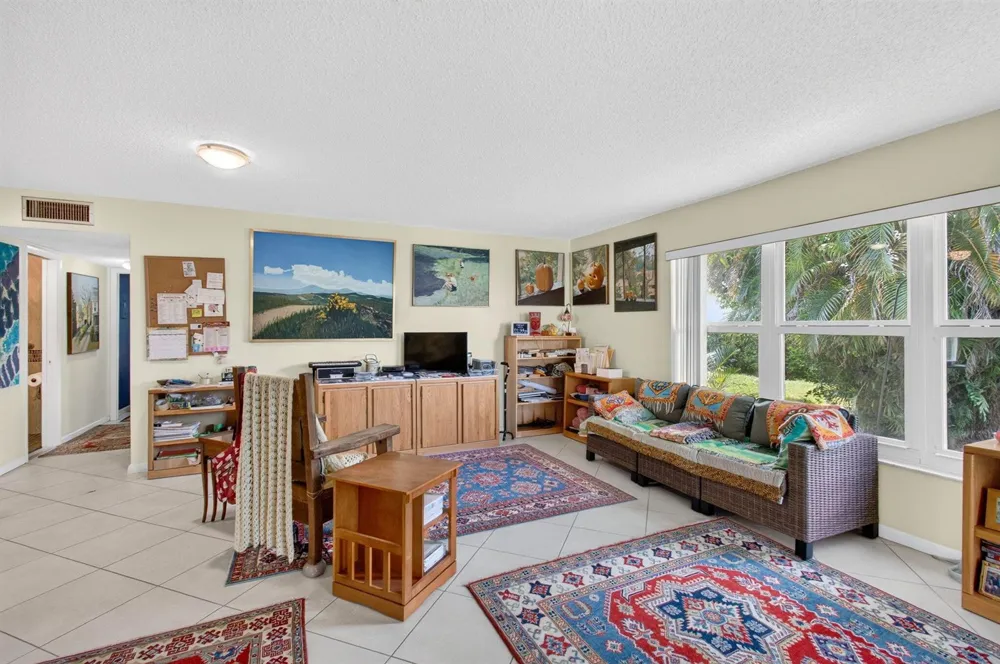 5174 LAKEFRONT BOULEVARD #D Delray Beach, FL 33484