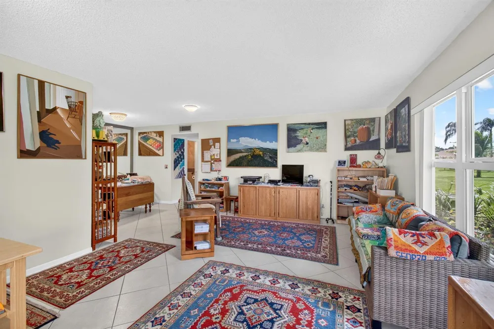 5174 LAKEFRONT BOULEVARD #D Delray Beach, FL 33484