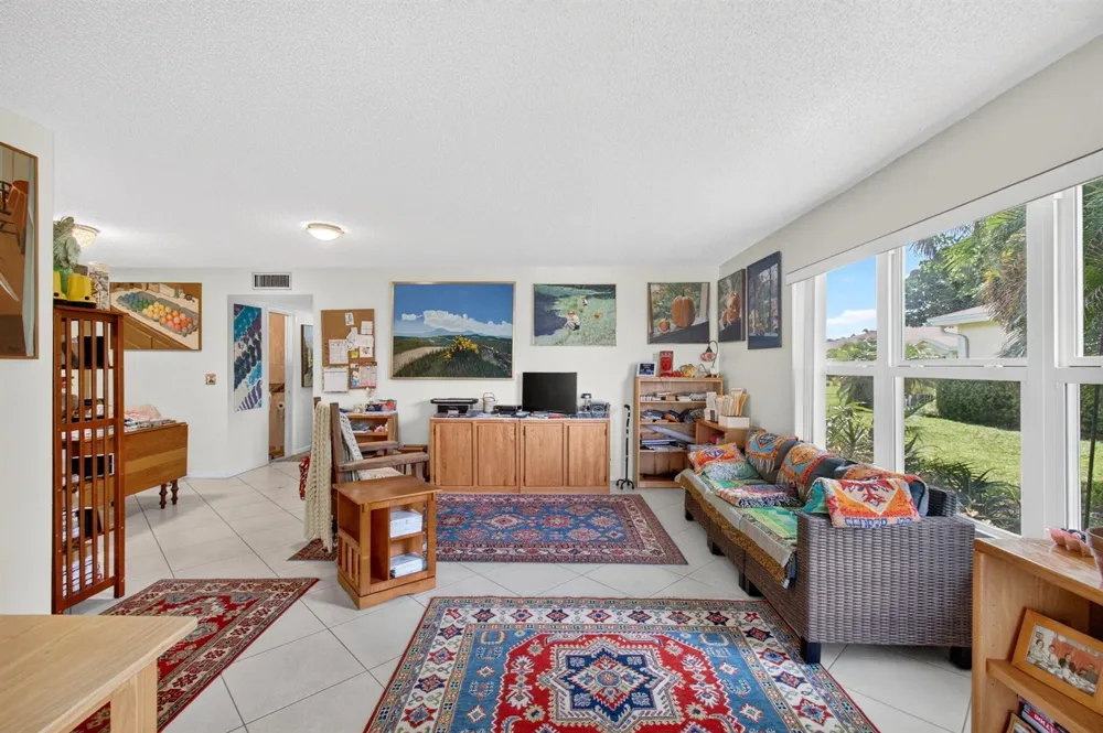 5174 LAKEFRONT BOULEVARD #D Delray Beach, FL 33484