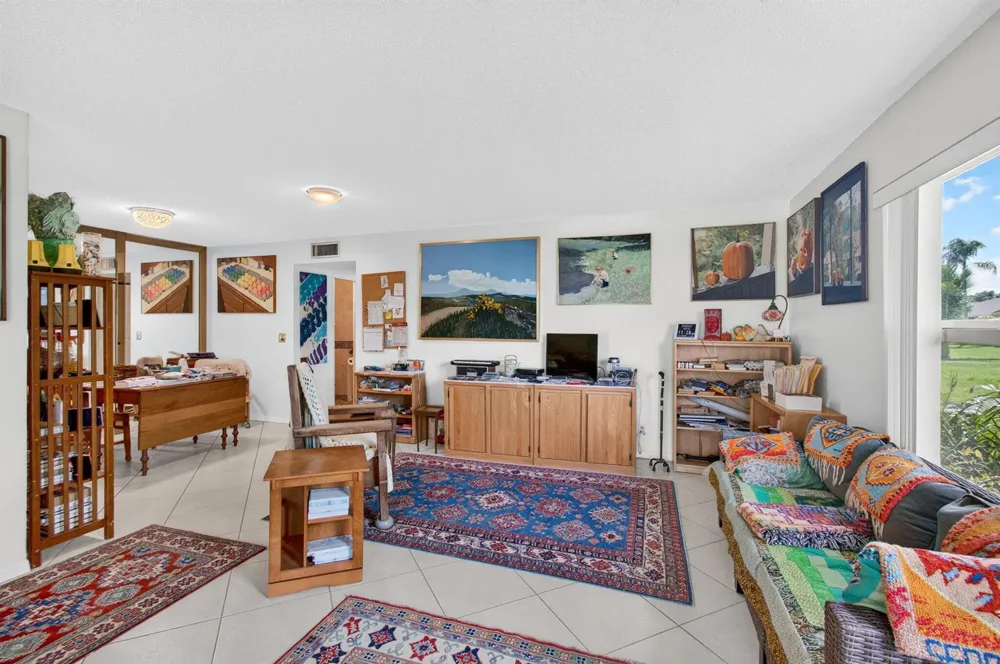 5174 LAKEFRONT BOULEVARD #D Delray Beach, FL 33484
