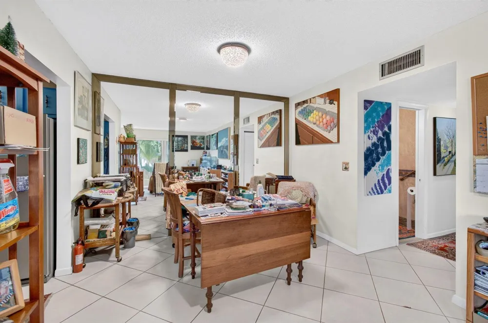 5174 LAKEFRONT BOULEVARD #D Delray Beach, FL 33484