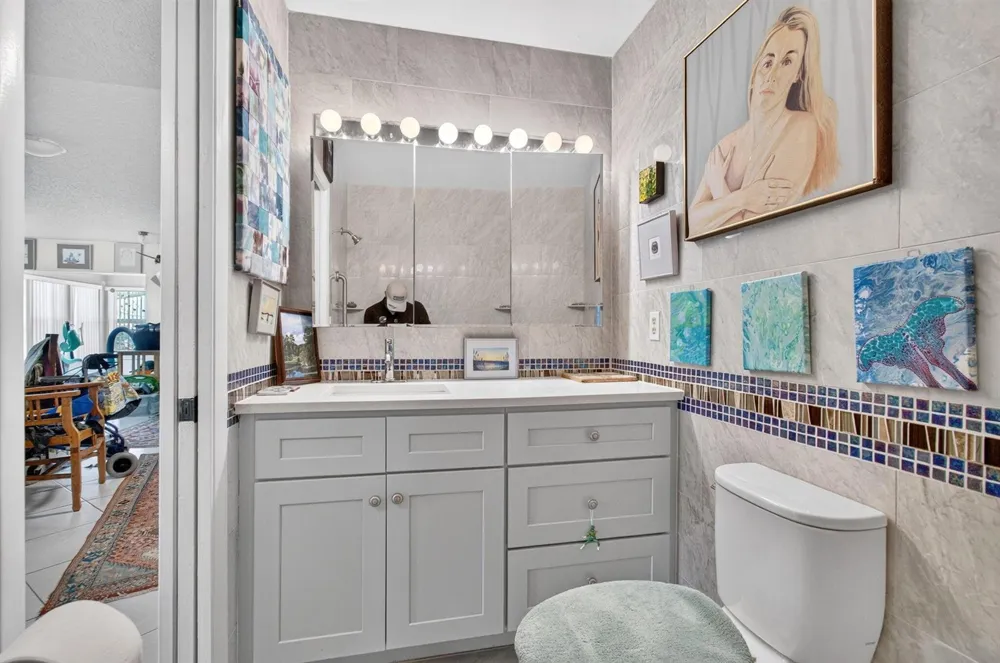 5174 LAKEFRONT BOULEVARD #D Delray Beach, FL 33484