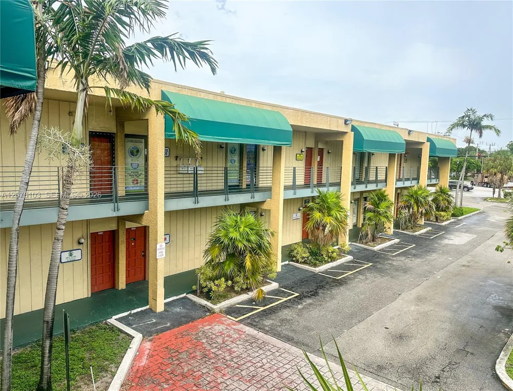 2331 State Road 7 #219 Lauderhill, FL 33313