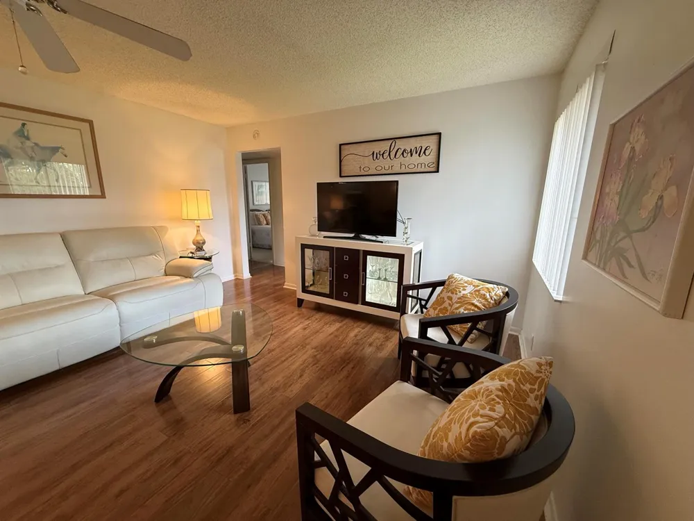 304 Knotty Pine Circle #B-2 