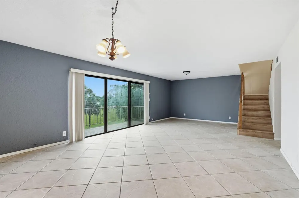 430 COMMODORE DRIVE #314 Plantation, FL 33325