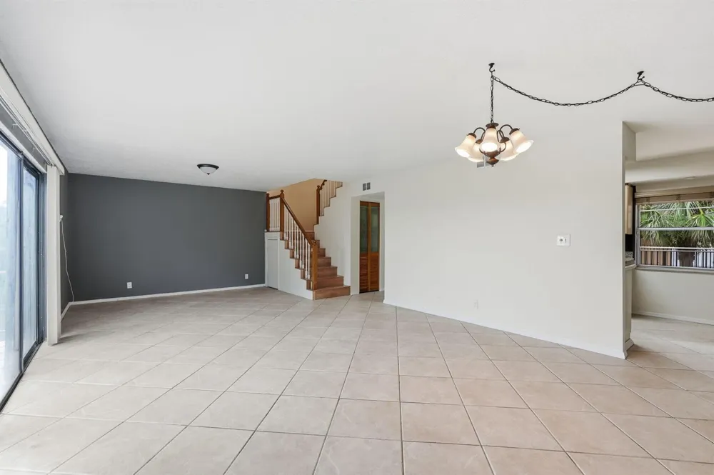 430 COMMODORE DRIVE #314 Plantation, FL 33325