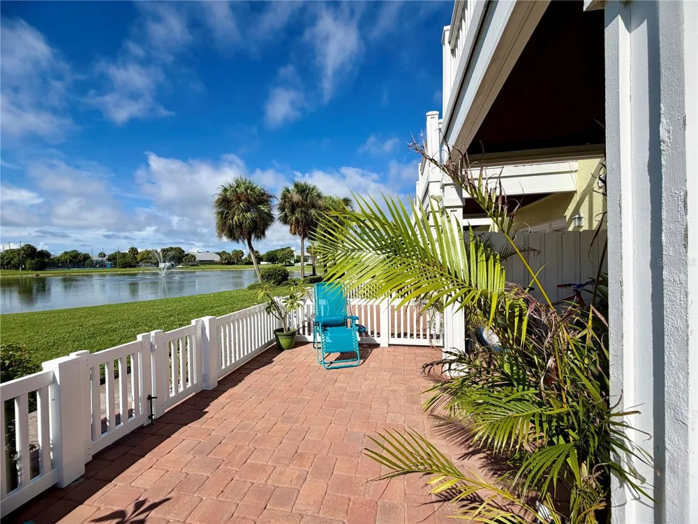 4744 SNOOK DRIVE SE St Petersburg, FL 33705