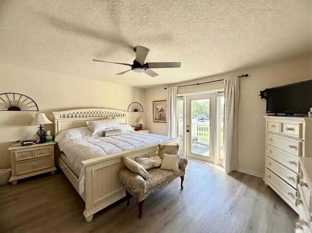 4744 SNOOK DRIVE SE St Petersburg, FL 33705