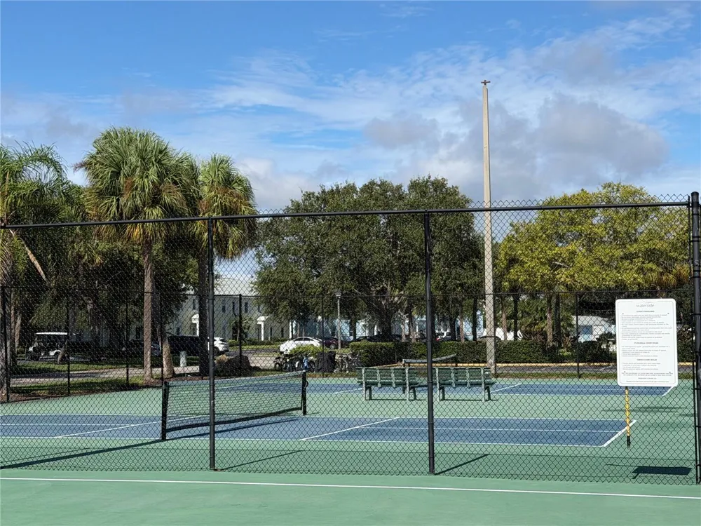 4744 SNOOK DRIVE SE St Petersburg, FL 33705