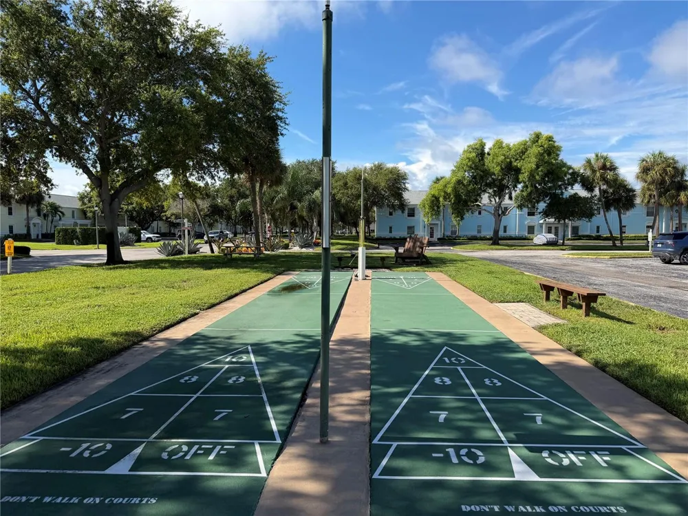 4744 SNOOK DRIVE SE St Petersburg, FL 33705