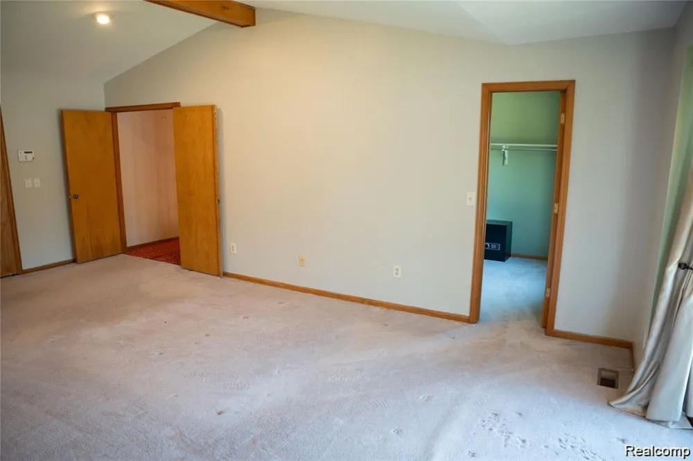 6651 Arlington Drive West Bloomfield Charter Township, MI 48322