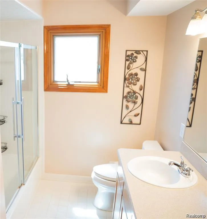 6651 Arlington Drive West Bloomfield Charter Township, MI 48322