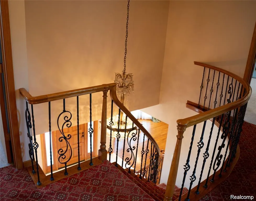 6651 Arlington Drive West Bloomfield Charter Township, MI 48322