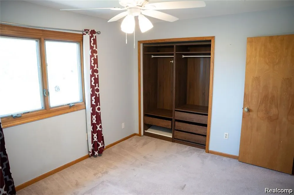 6651 Arlington Drive West Bloomfield Charter Township, MI 48322