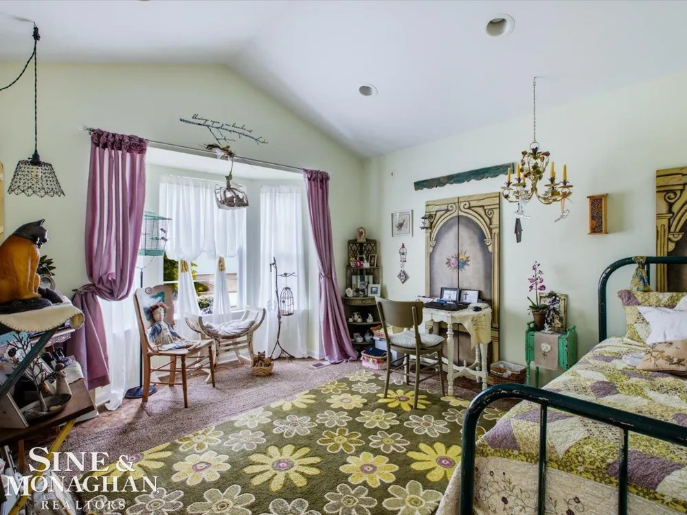 44619 Patricia Dr Drive Sterling Heights City, MI 48314