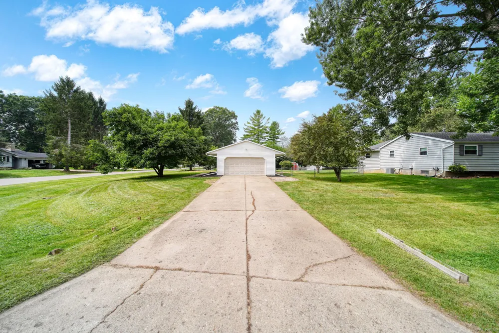 2814 Harben Street Summit Township, MI 49203