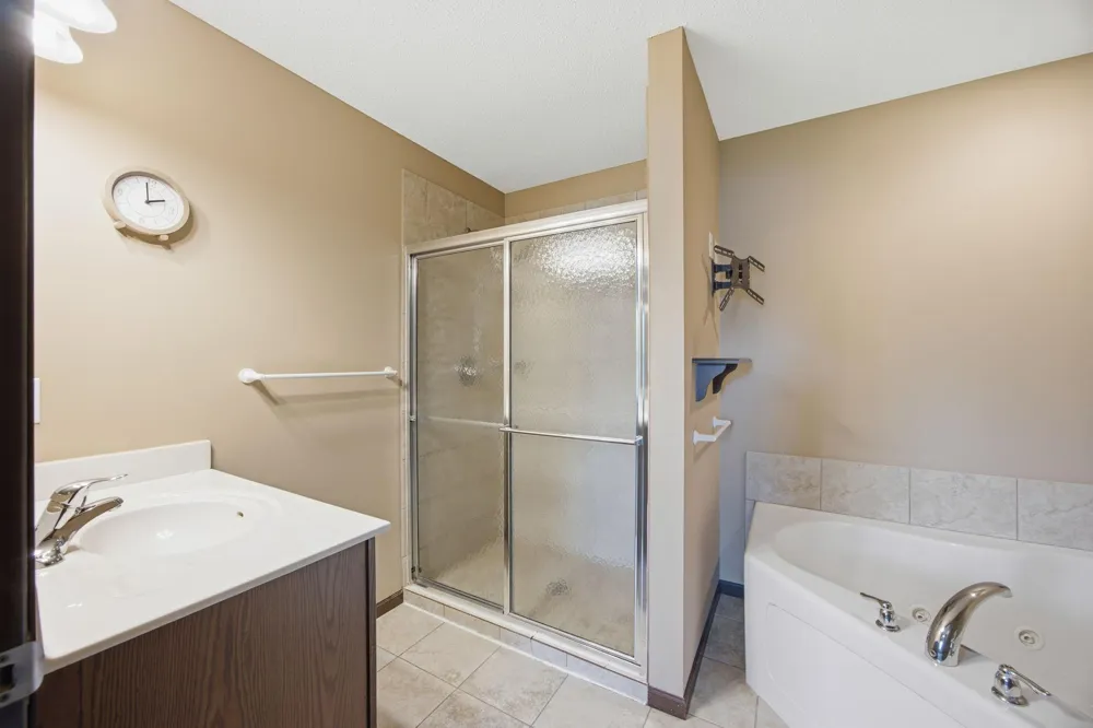 19385 Century Court Farmington, MN 55024