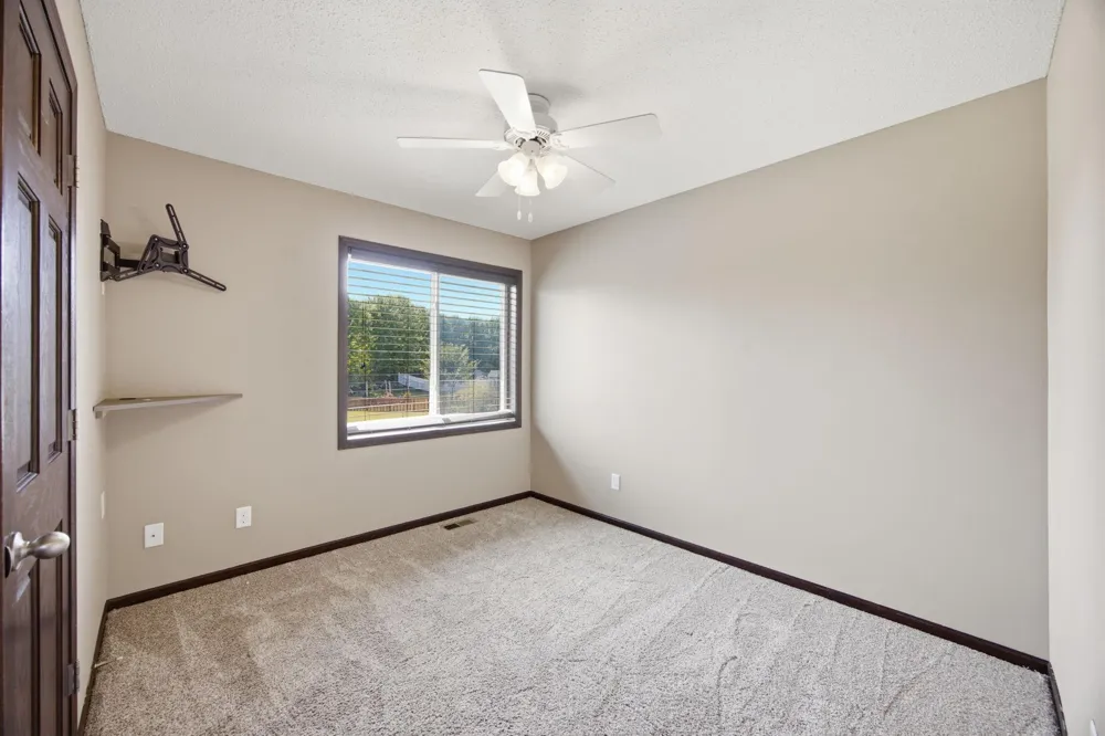 19385 Century Court Farmington, MN 55024