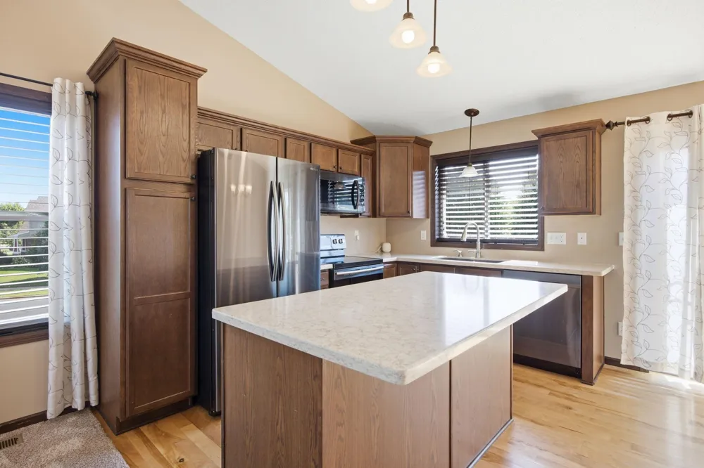 19385 Century Court Farmington, MN 55024