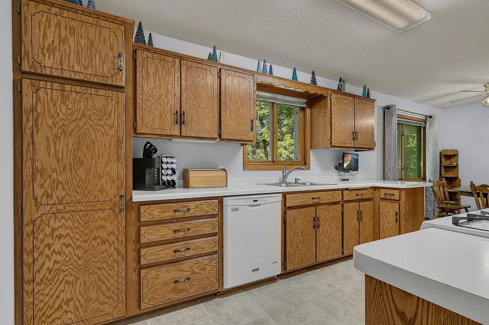 16795 Lake Avenue Paynesville, MN 56362