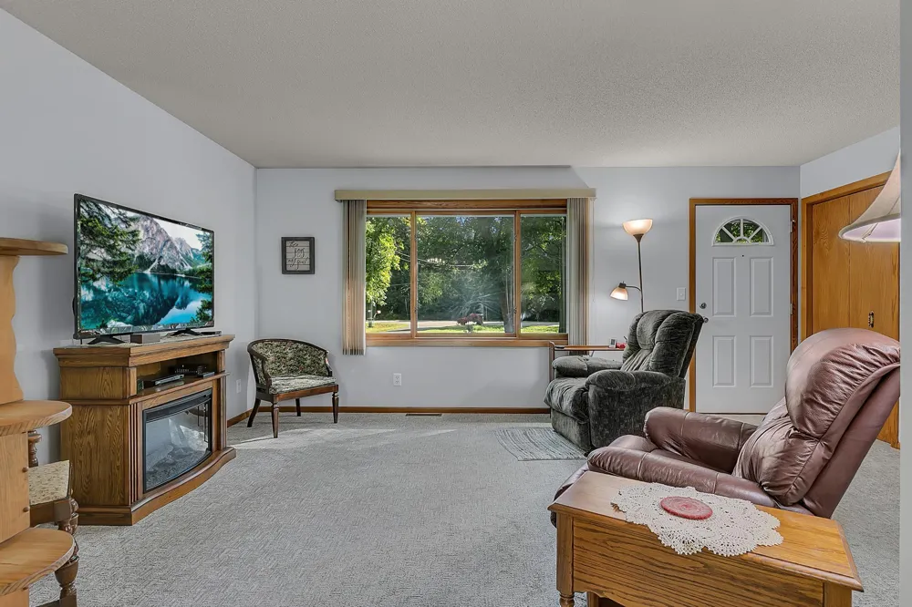 16795 Lake Avenue Paynesville, MN 56362