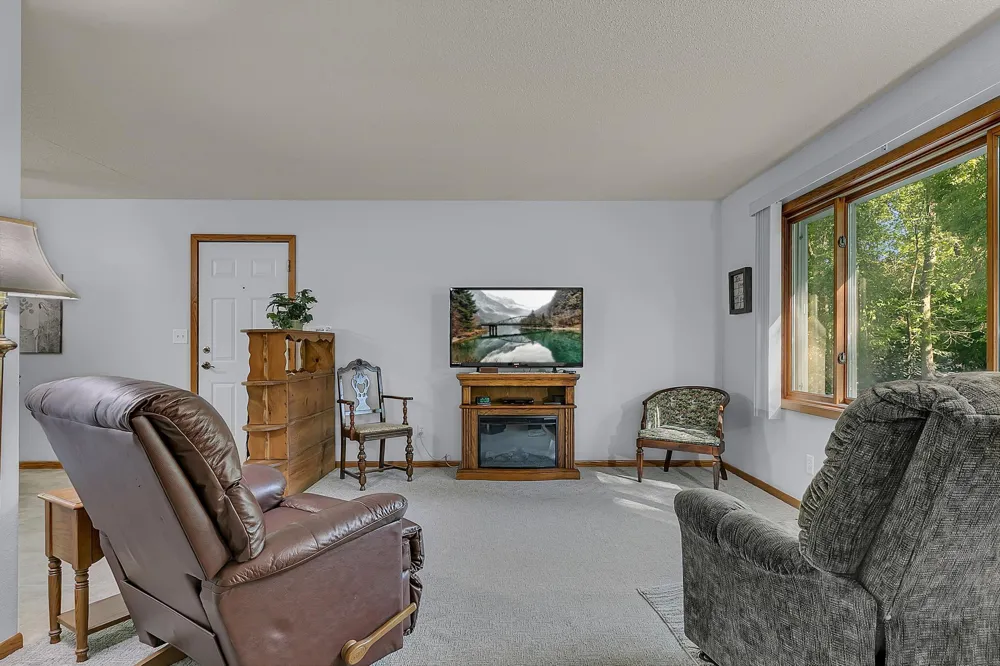16795 Lake Avenue Paynesville, MN 56362