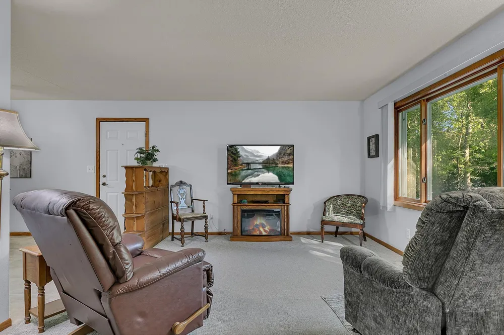 16795 Lake Avenue Paynesville, MN 56362
