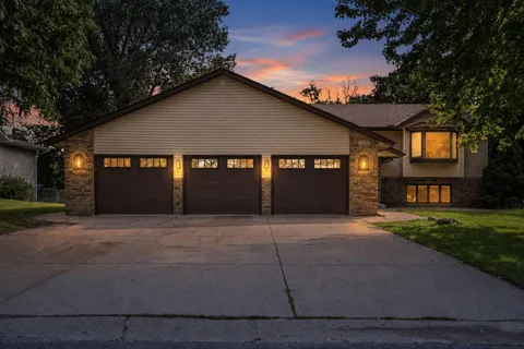 1242 Aldrich Way