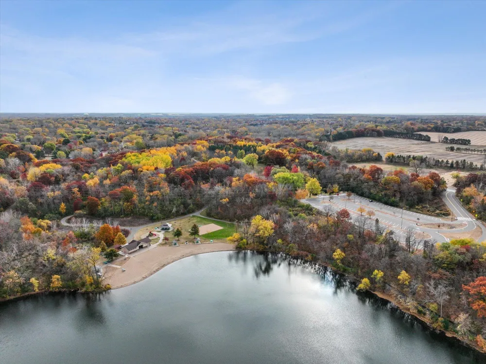 4723 Blake Way Woodbury, MN 55129