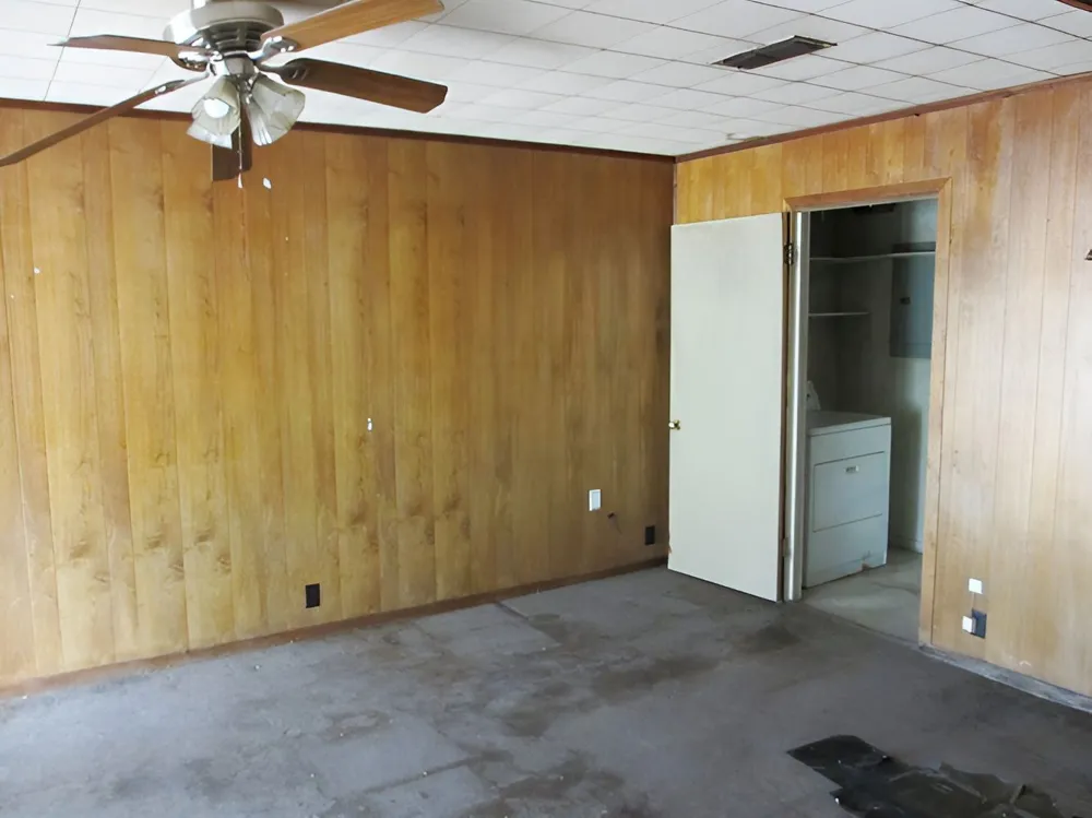 241 E main Street Van, TX 75790