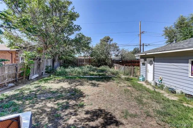 5715 Niagara Street Commerce City, CO 80022