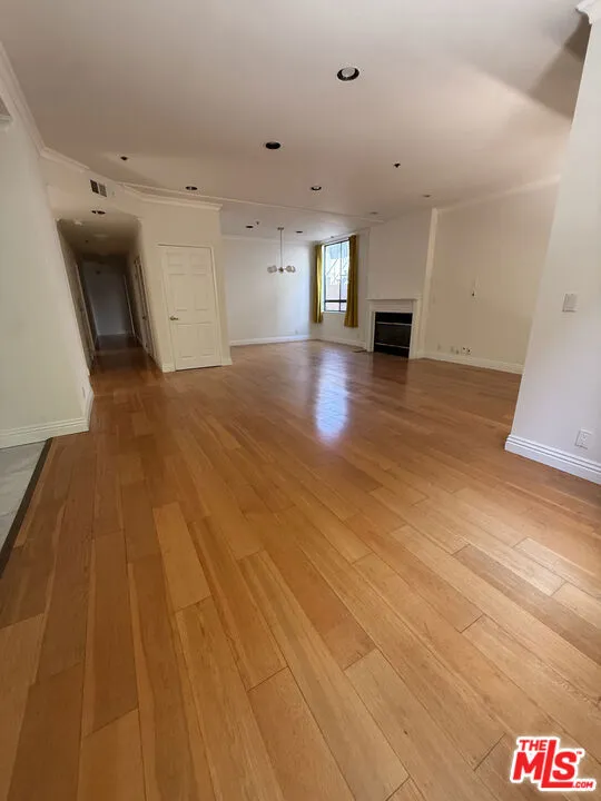 1238 S Holt Avenue #2 Los Angeles, CA 90035
