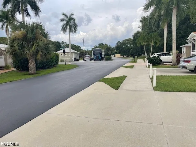 Cypress Trail Resort Circle Fort Myers, FL 33905