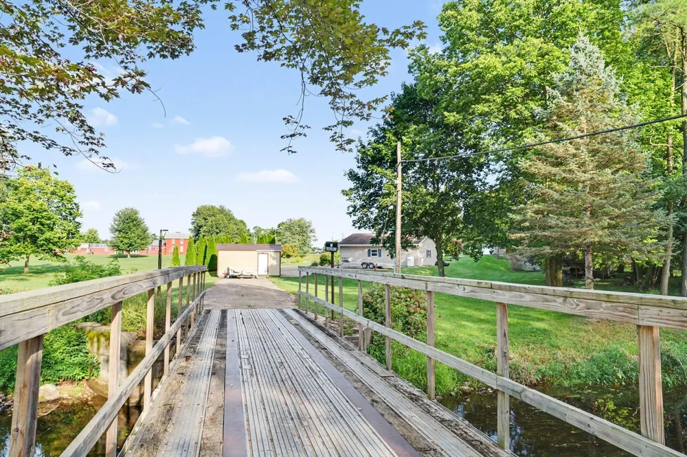 163 Blackhawk Road Coldwater, MI 49036