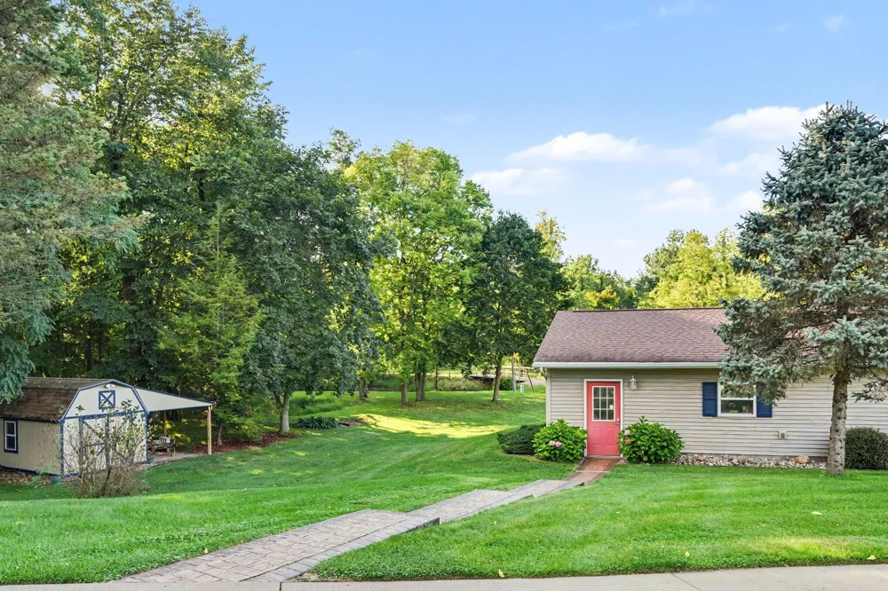 163 Blackhawk Road Coldwater, MI 49036