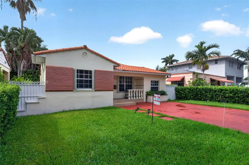 1590 NE 110th St Miami, FL 33161