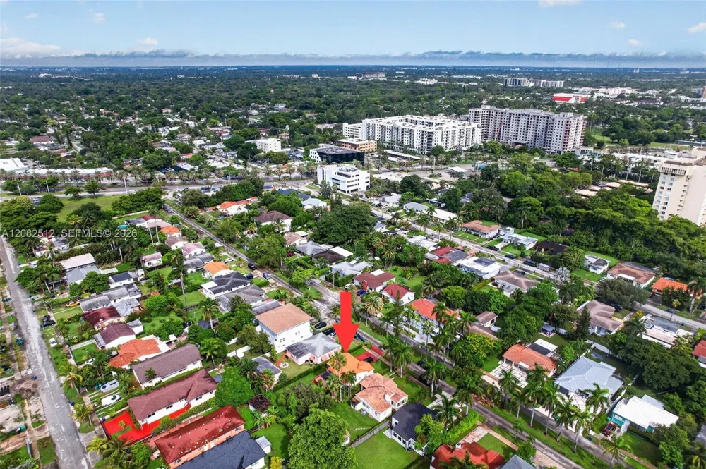 1590 NE 110th St Miami, FL 33161